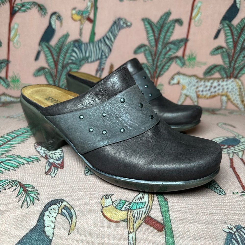 NAOT Leather Israel Womens Mule Block Heel Shoes Suede Rivet Slides Clogs 39